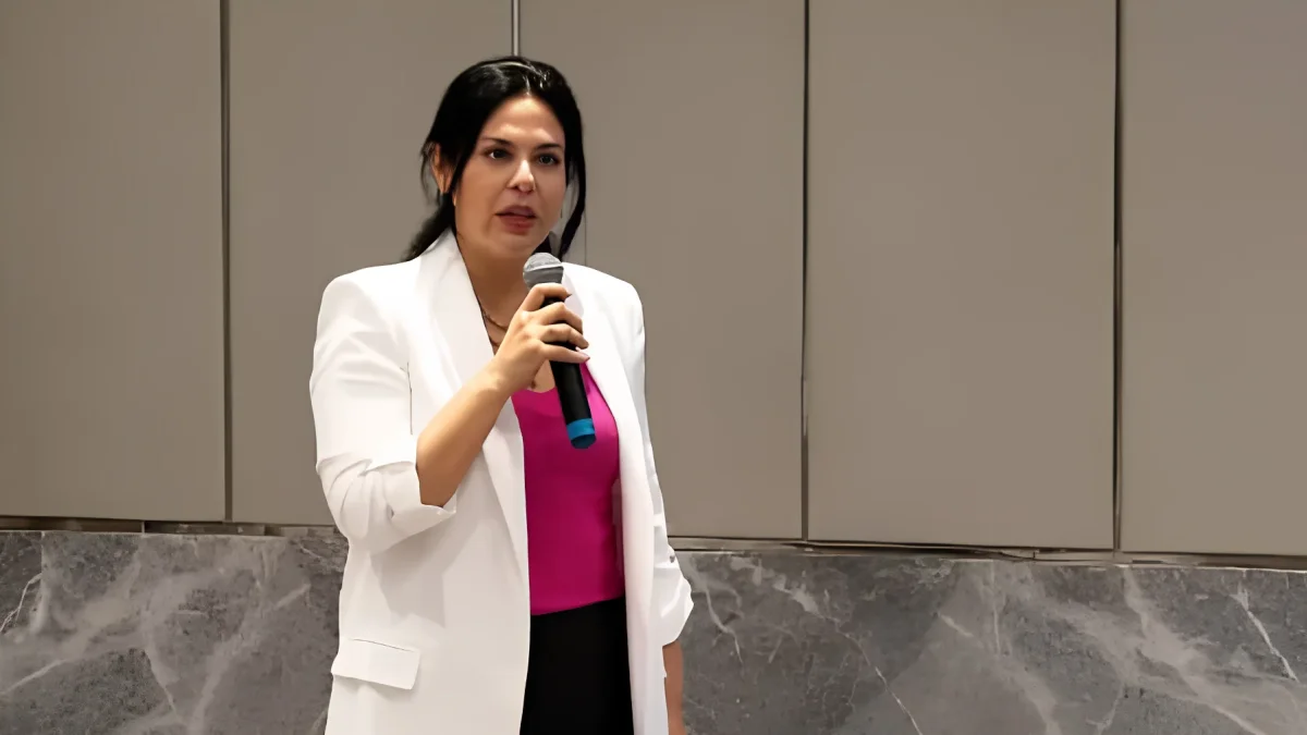 La Corte Nacional de Justicia busca su extradición para que enfrente el proceso en el país.