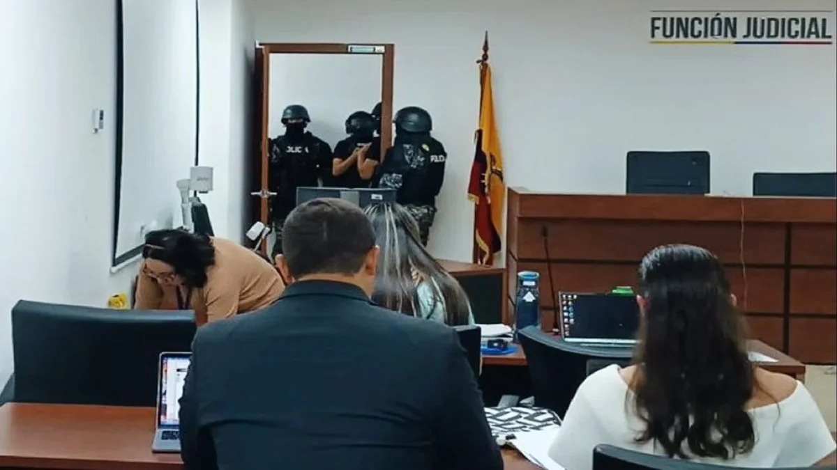 La Fiscalía inició con la individualización de los elementos en contra de los siete procesados como autores intelectuales del crimen de Fernando Villavicencio.