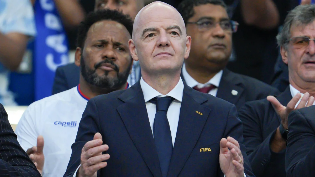Gianni Infantino es el presidente de la FIFA. Durante el Mundial 2026, habla sobre la posibilidad de jugar con 64 equipos en el futuro.