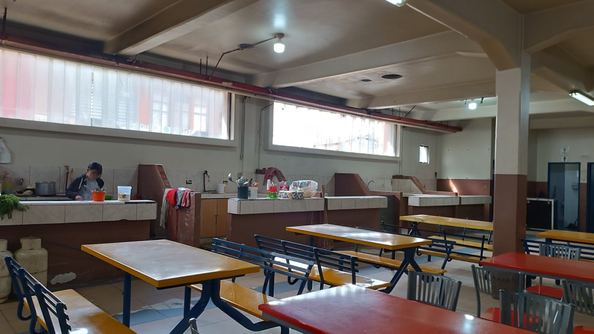 Existen zonas que están abandonadas dentro de los mercados de Cuenca sin el uso de comerciantes ni la llegada de compradores.