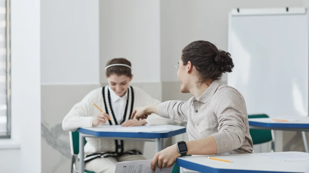 Los profesionales interesados podrán registrar su hoja de vida y postular hasta cinco plazas disponibles en la plataforma Educa Empleo.