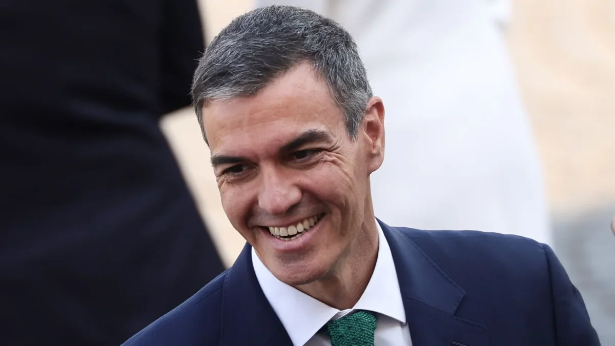 La Ley de Nietos de Pedro Sánchez en España es otra estrategia de la izquierda internacional ante la pérdida acelerada de votos