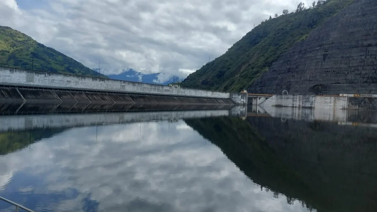 Hasta las 22:00 de este 14 de julio, la cota del embalse se ubicó en 2.152,4 metros sobre el nivel del mar (msnm).