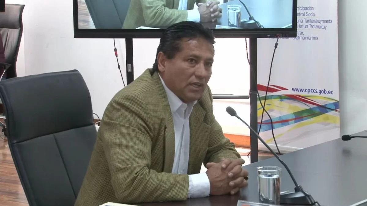 Johnny Escobar se integró al Pleno del CPCCS tras la renuncia de Roberto Gilbert.
