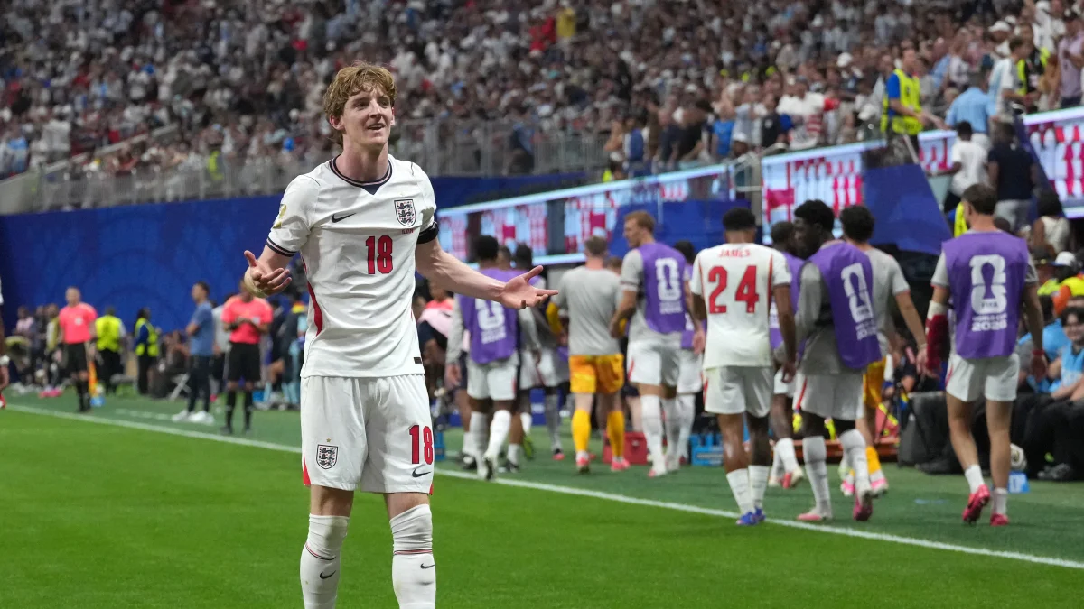 Anthony Gordon celebró el primer tanto entre Inglaterra y Argentina, en el Mundial 2026.