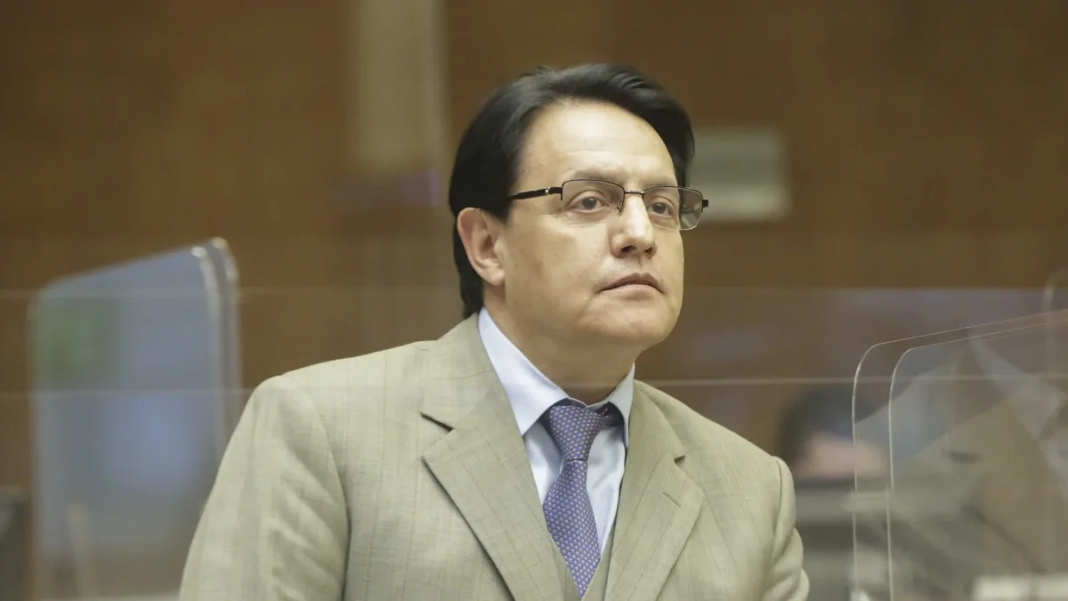 Las hijas de Fernando Villavicencio decidieron cambiar de abogado antes de que se reinstale la audiencia preparatoria de juicio contra siete procesados por el magnicidio.