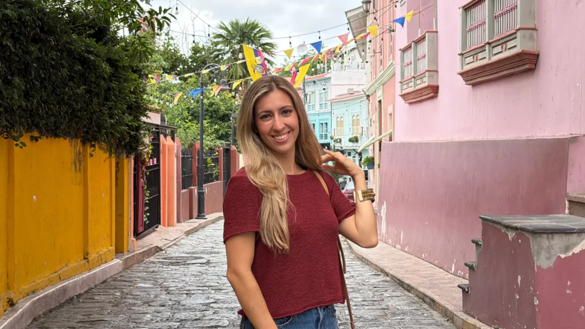 Nicole Campos llevó un pedazo de Guayaquil a España a través de su arte.