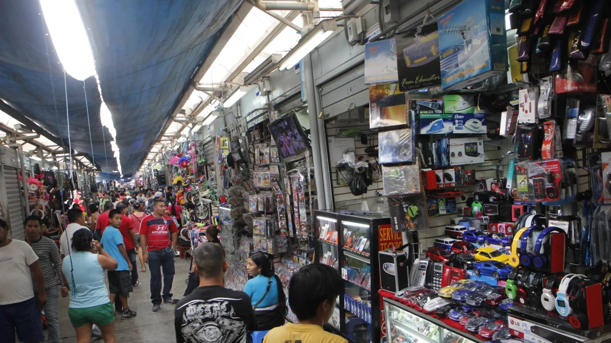 Durante casi cinco siglos, Guayaquil nunca fue el resultado de un diseño centralizado. Su grandeza nació de un puerto abierto al comercio, al trabajo, a la inmigración y a la iniciativa privada.