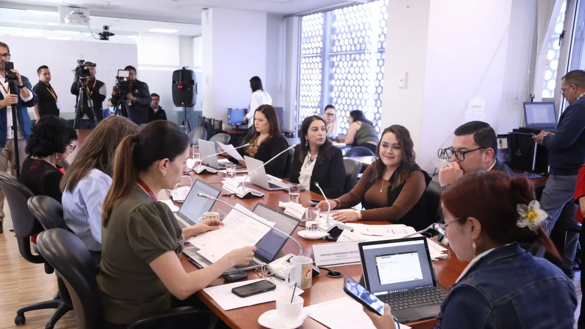 La Comisión de Régimen Económico recibió la comparecencia de la Fiscalía este 17 de julio de 2026.