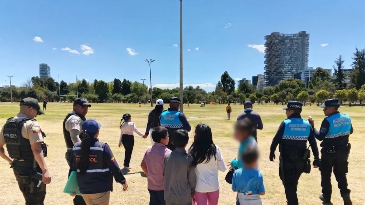 Cinco niños extraviados fueron encontrados tras operativo en el parque La Carolina de Quito