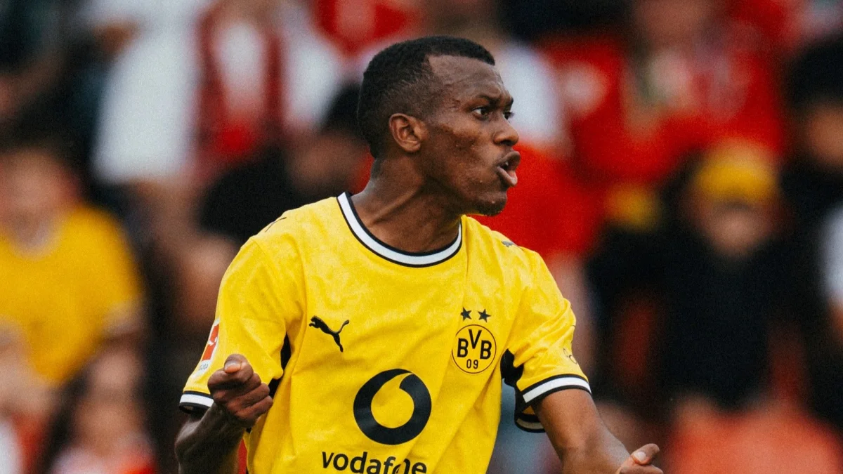 Justin Lerma anotó en su debut con Borussia Dortmund.