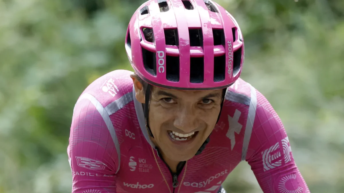 El ecuatoriano Richard Carapaz (EF Education-EasyPost), durante la etapa 14 del Tour de Francia.