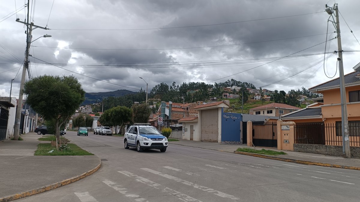 Vecinos de los barrios de Cuenca piden mayor presencia de efectivos policiales realizando patrullajes preventivos.