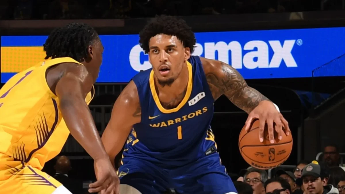 Yaxel Lendeborg durante un partido de la NBA Summer League con los Golden State Warriors.