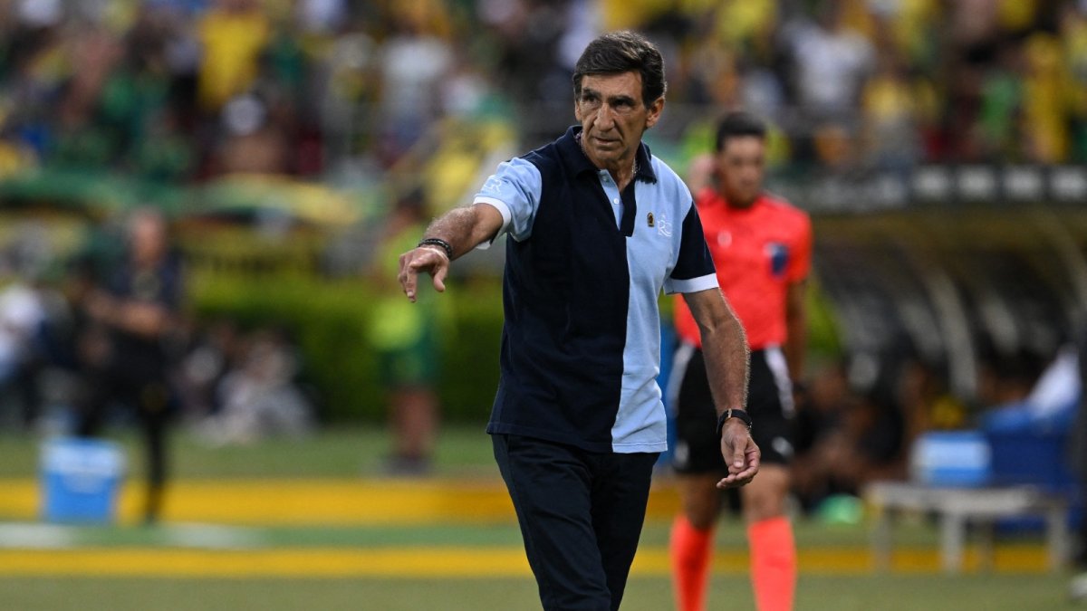 El entrenador argentino Gustavo Costas es el principal candidato a reemplazar a Tiago Nunes en la dirección técnica de Liga de Quito.