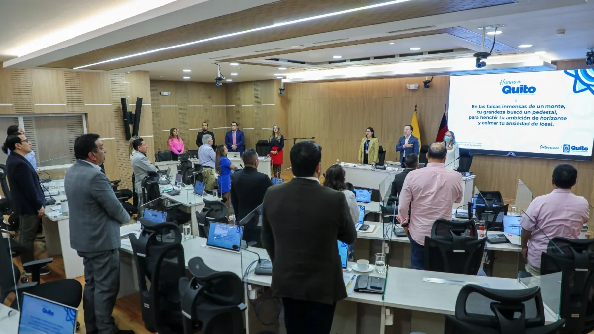 El Concejo Metropolitano de Quito debatirá en primer debate la reforma que permitirá analizar el alza del pasaje del transporte público.