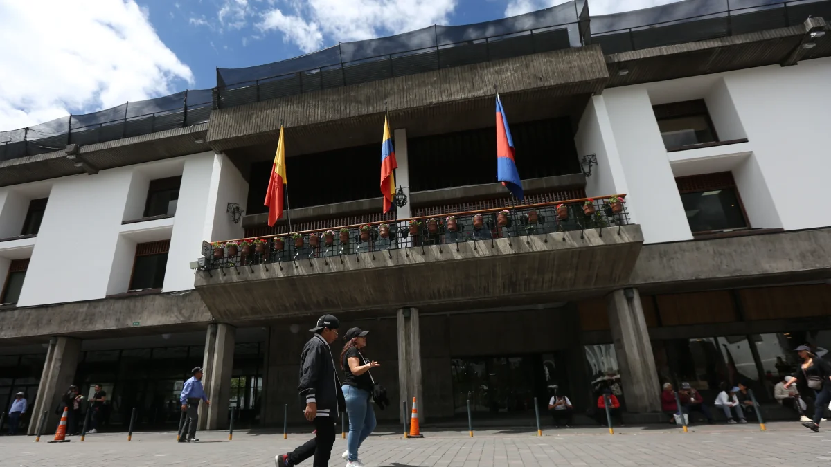 El concejal Michael Aulestia solicitó información al Municipio de quito sobre el despido de una funcionaria tras las denuncias relacionadas con Xavier Jordán.