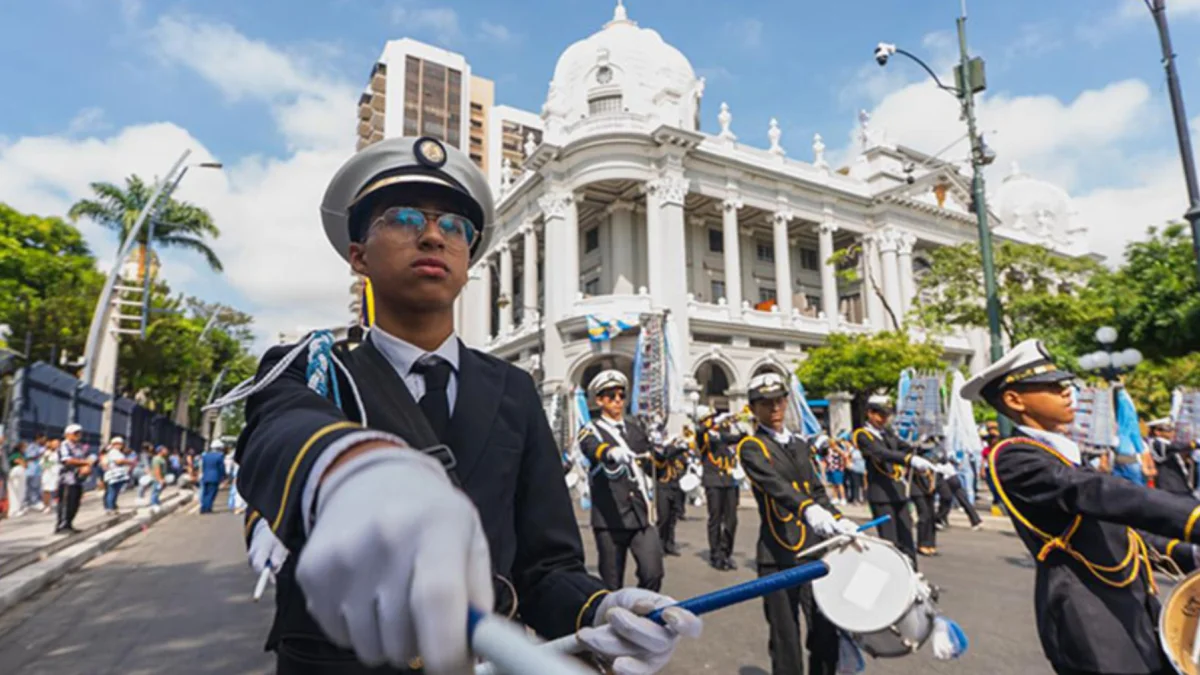 Los cierres en la avenida 9 de Octubre permitirán el desarrollo de las actividades programadas por las fiestas.