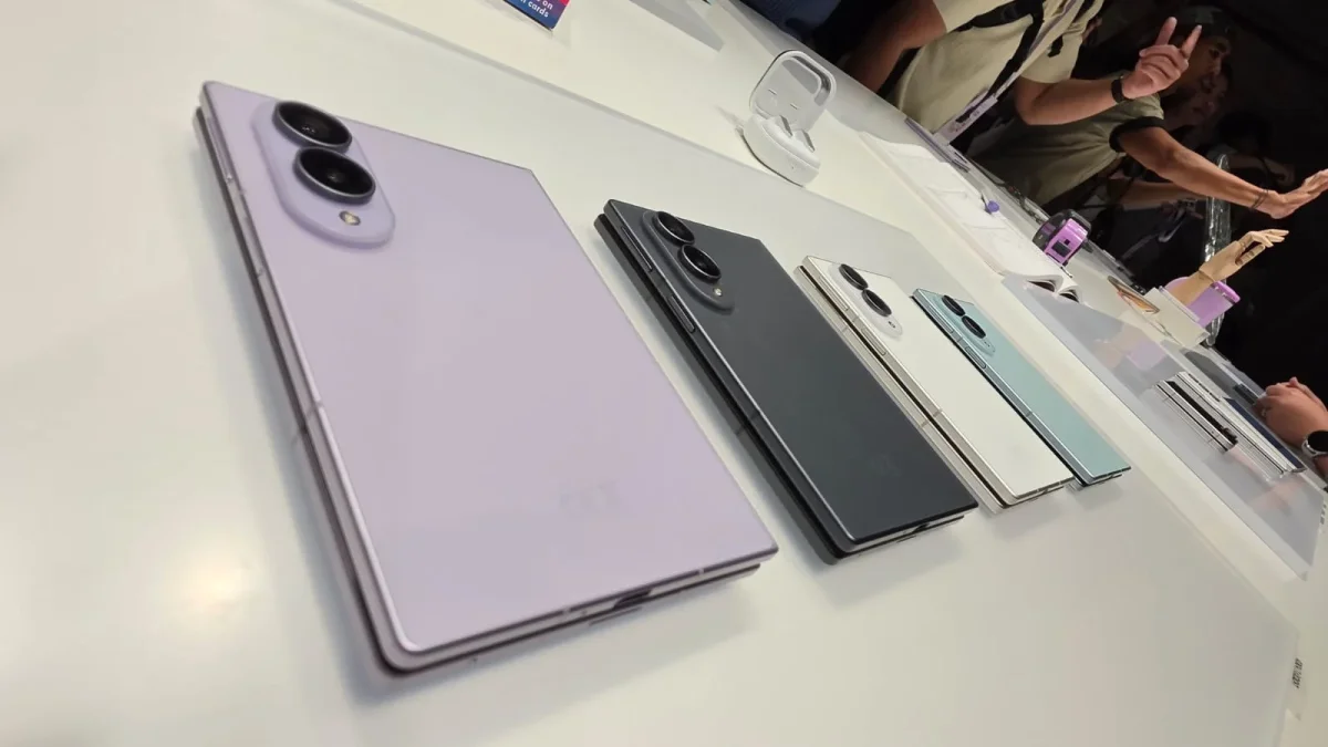 El Samsung Galaxy Z Fold8 reduce peso y grosor respecto a la generación anterior, incorporando nuevas funciones de Galaxy AI para productividad y multitarea.