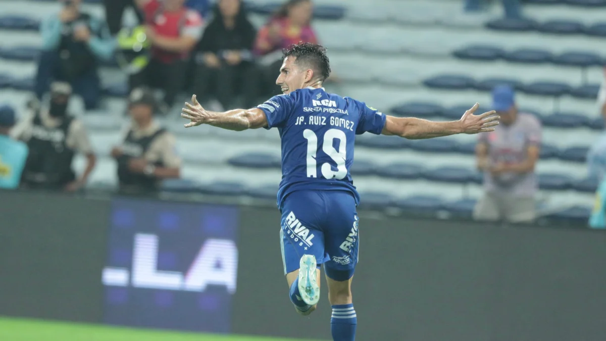 Juan Pablo Ruiz celebró el primer gol para Emelec ante Mushuc Runa.