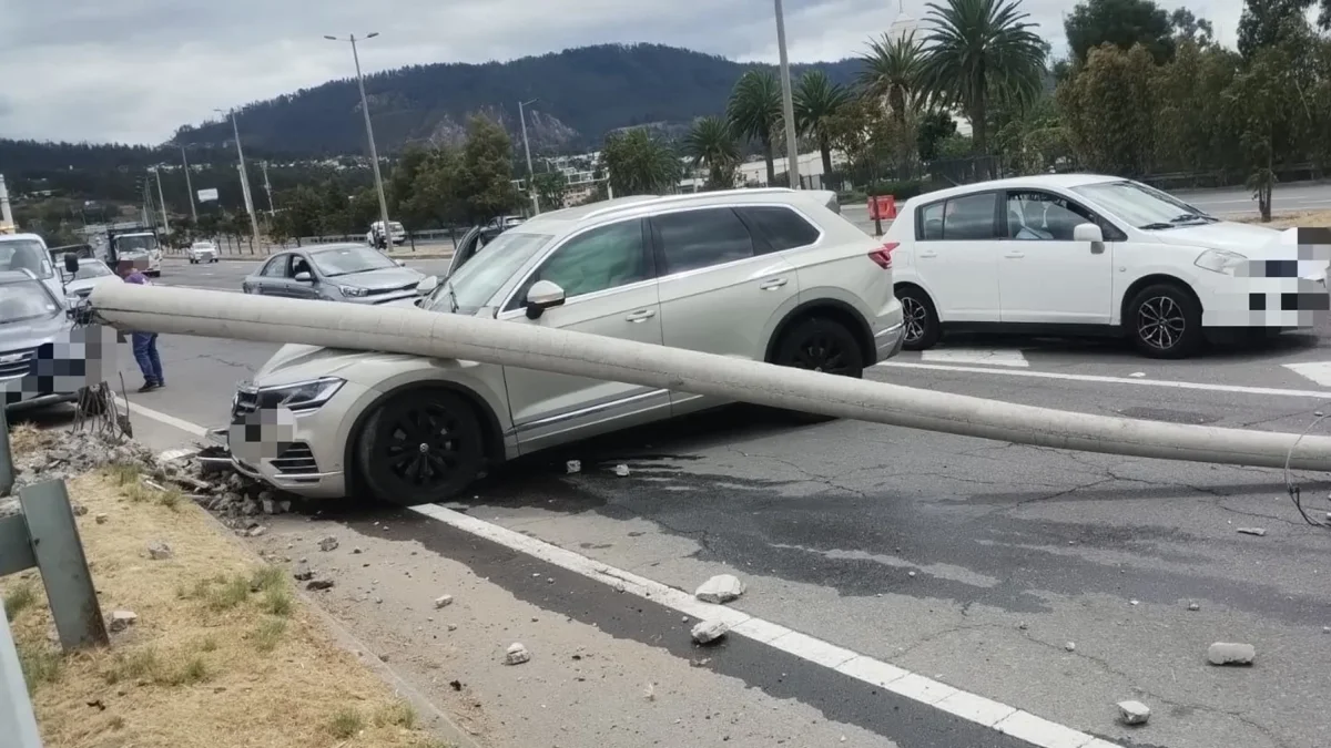 El choque en la Ruta Viva dejó una persona herida y daños materiales.