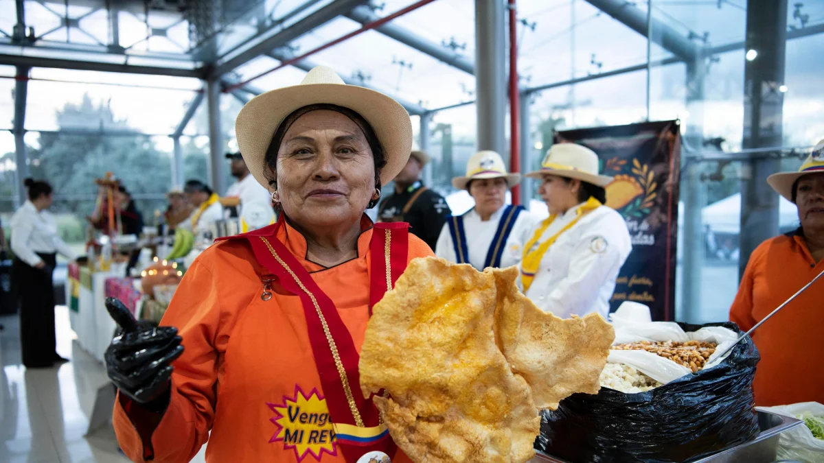El Hueca Fest 2026 fue presentado en el Itchimbía y buscará un Récord Guinness con la venta de platos tradicionales ecuatorianos en Quito.