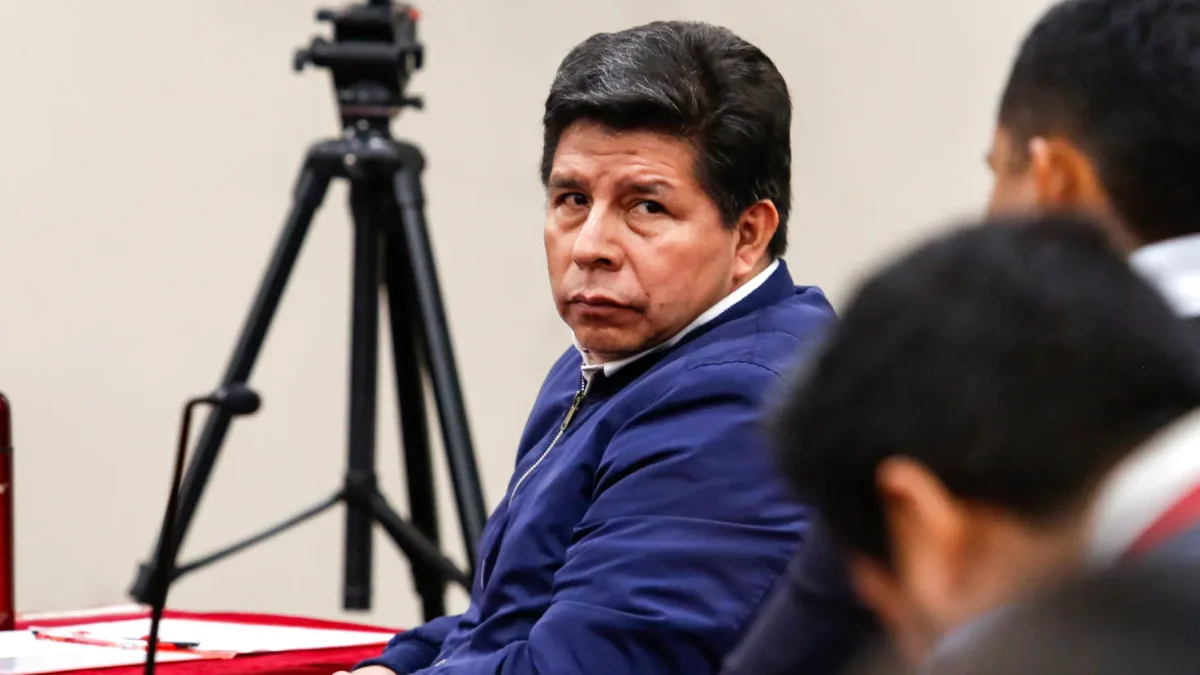 El expresidente de Perú Pedro Castillo reacciona durante una audiencia, en la Sala Penal Especial de la Corte Suprema, en Lima (Perú).