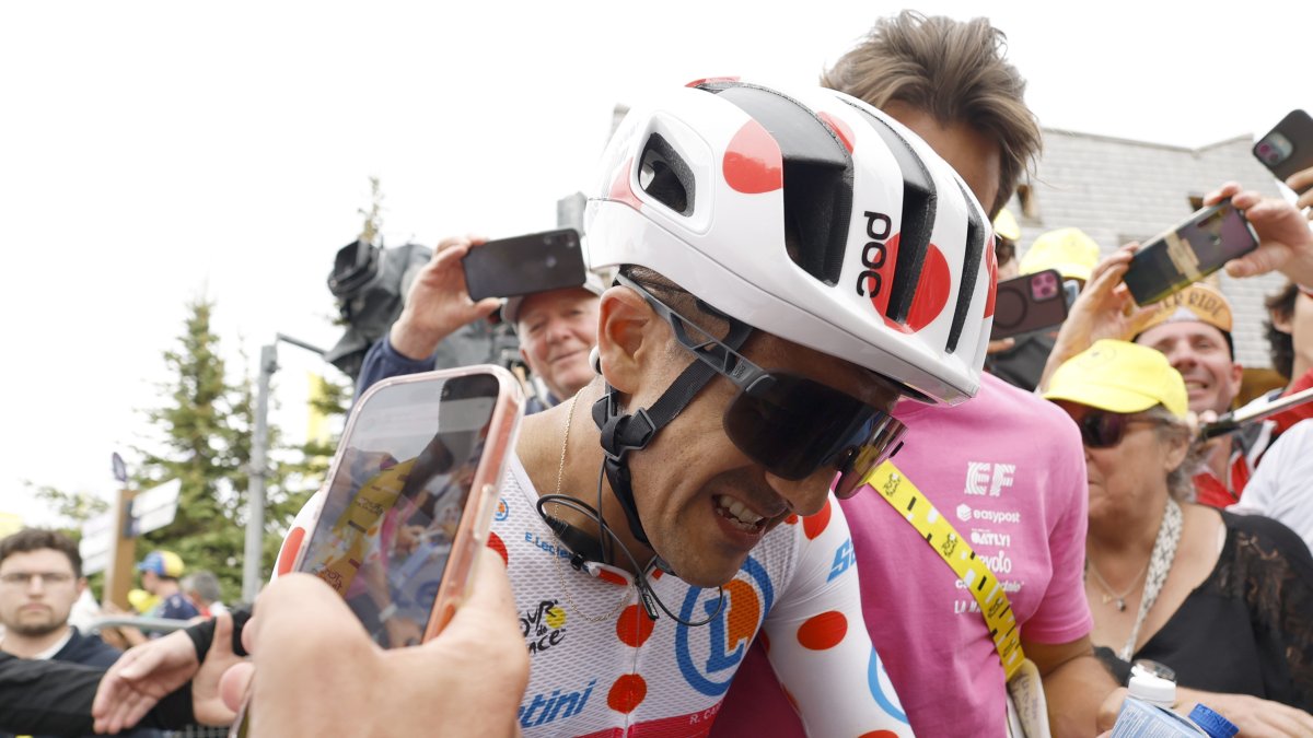 Richard Carapaz ganó la etapa 20 del Tour de Francia 2026.