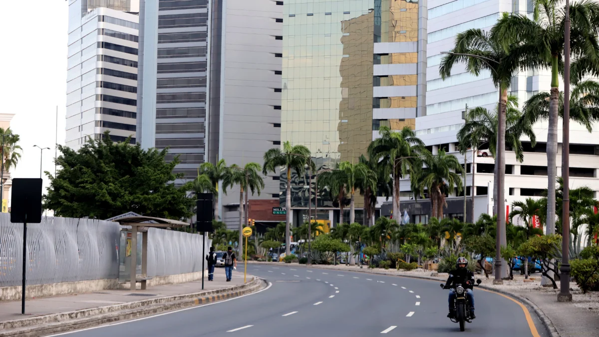 En el parterre de la avenida Francisco de Orellana se plantea uno de los tramos del corredor para fomentar la caminabilidad, la movilidad activa y el cuidado del ambiente.