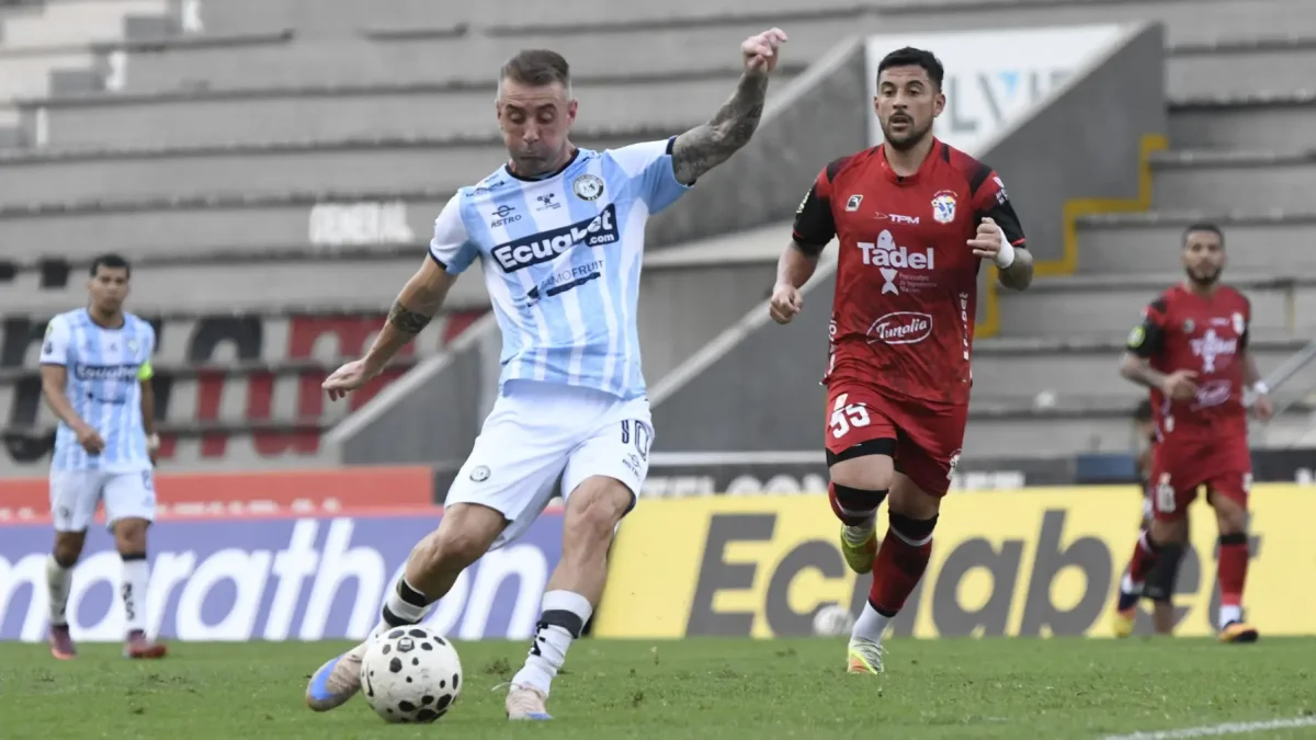 Mientras se definía al campeón del Mundial, Guayaquil City enfrentaba al Manta en el estadio Christian Benítez ante 117 aficionados.