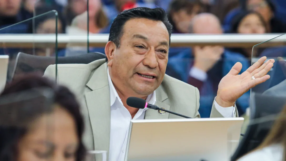 Gabriel Noroña fue director de parroquias rurales en la alcaldía de Jorge Yunda; es aliado de la RC.