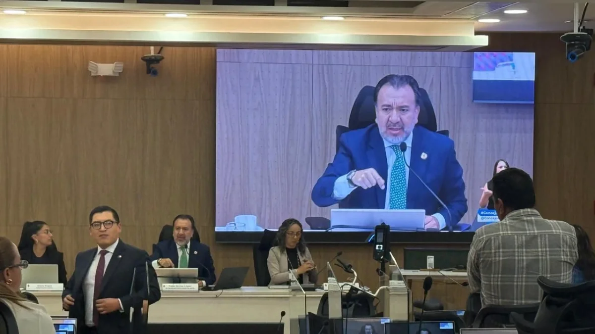 La Comisión de Movilidad analizará observaciones ciudadanas antes de presentar el informe para el segundo debate del alza del pasaje en Quito.
