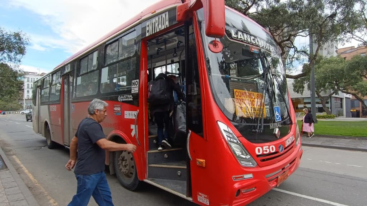 Desde el 15 de agosto entrará en vigencia el incremento de la tarifa del pasaje urbano a través de un sistema de subsidio de 10 centavos.