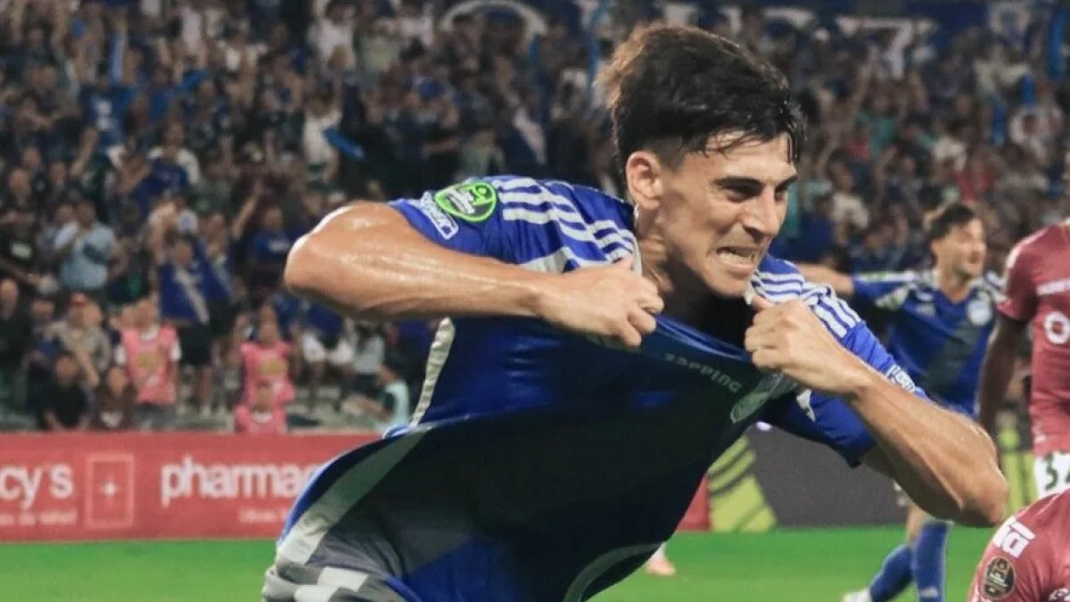 Guerrico anotó el 1-1 para Emelec en el duelo ante Deportivo Cuenca.
