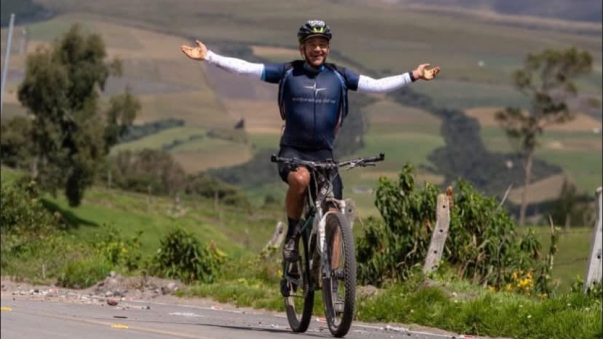 El ciclista de ultradistancia Xavier Chiriboga logró completar el Tour Divide en catorce días y cinco horas.