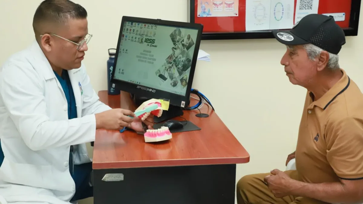 Las personas pueden agendar sus citas médicas a través de Internet.