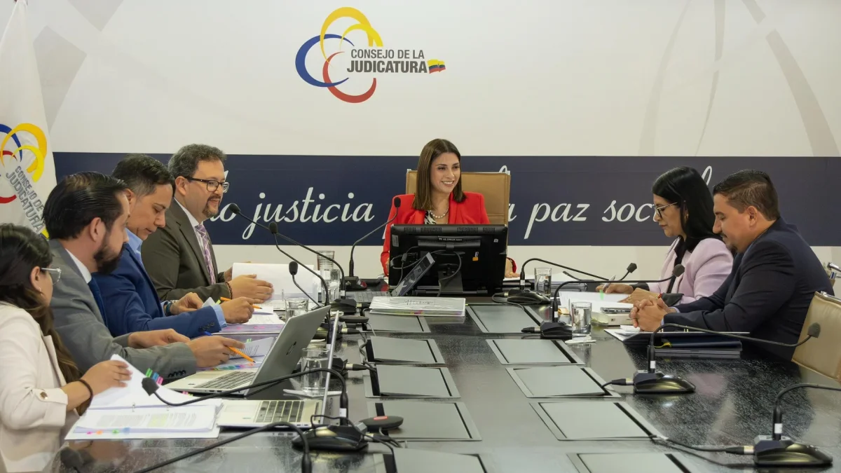 El Consejo de la Judicatura está presidido por Mercedes Caicedo, quien llegó al cargo tras un ilegítimo bloqueo a Alexandra Villacís.