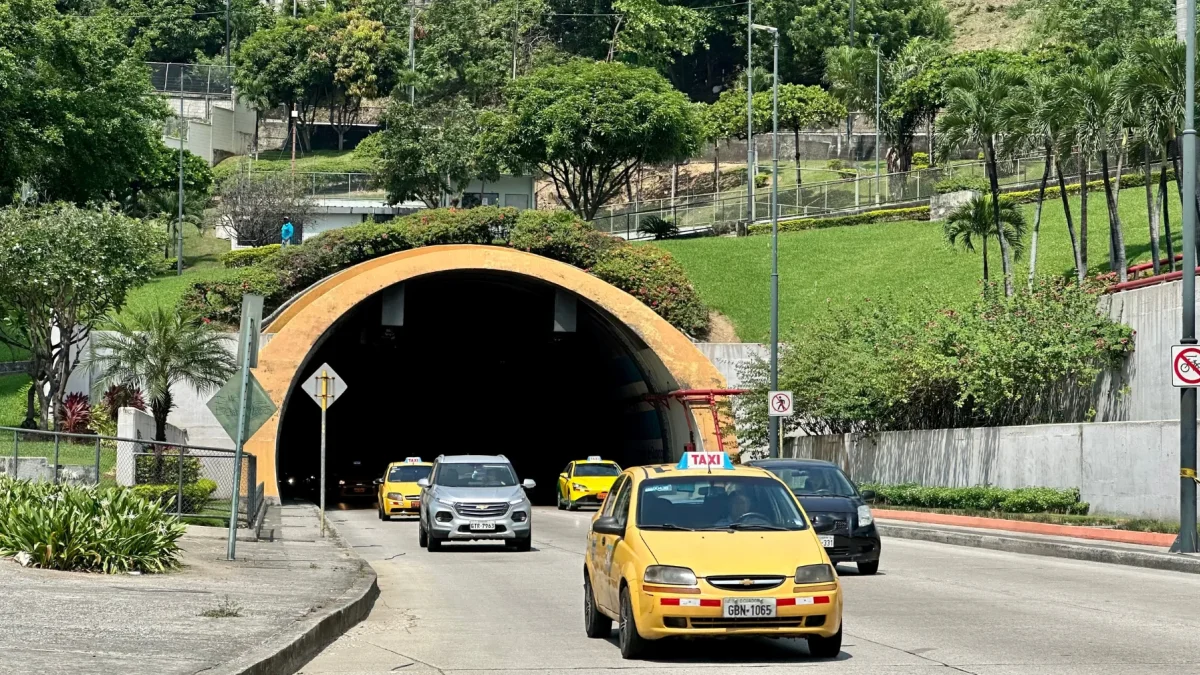 Dos túneles de Guayaquil sufrirán cierres parciales en agosto.
