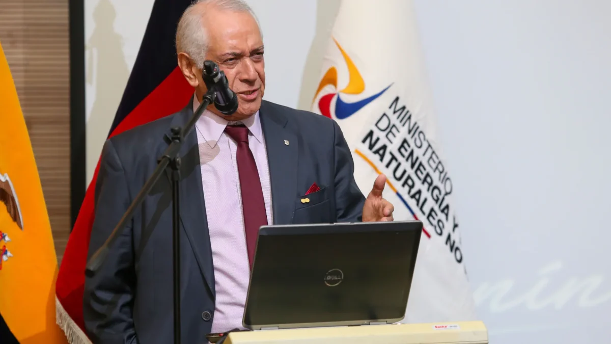 René Ortiz Durán, ingeniero, académico, dirigente gremial y exministro de Energía, falleció este 30 de julio de 2026.