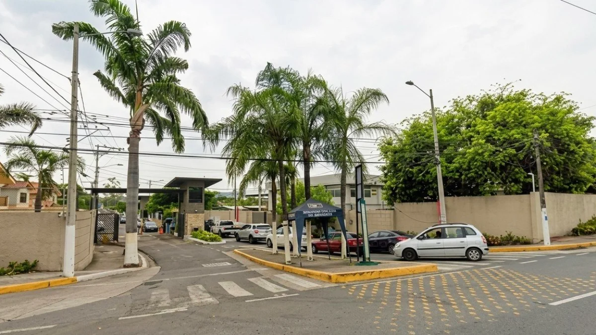 Puerto Azul es una de las principales urbanizaciones de vía a la costa