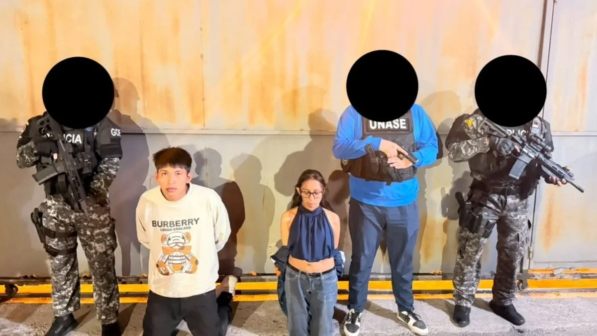Cuatro personas fueron detenidas el 1 de agosto por extorsionar comerciantes en Playas.