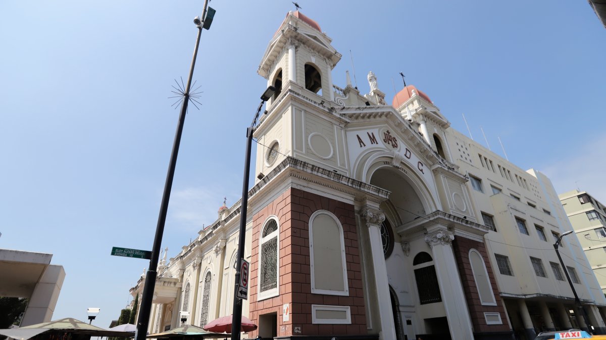 Iglesia de San José, ubicada en la calle Eloy Alfaro.