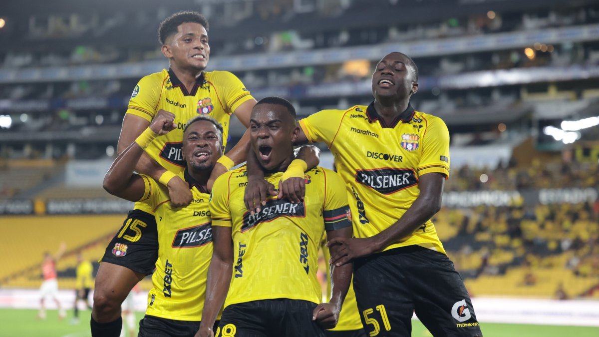 La hinchada de Barcelona SC espera que su equipo se recuperé en LigaPro.
