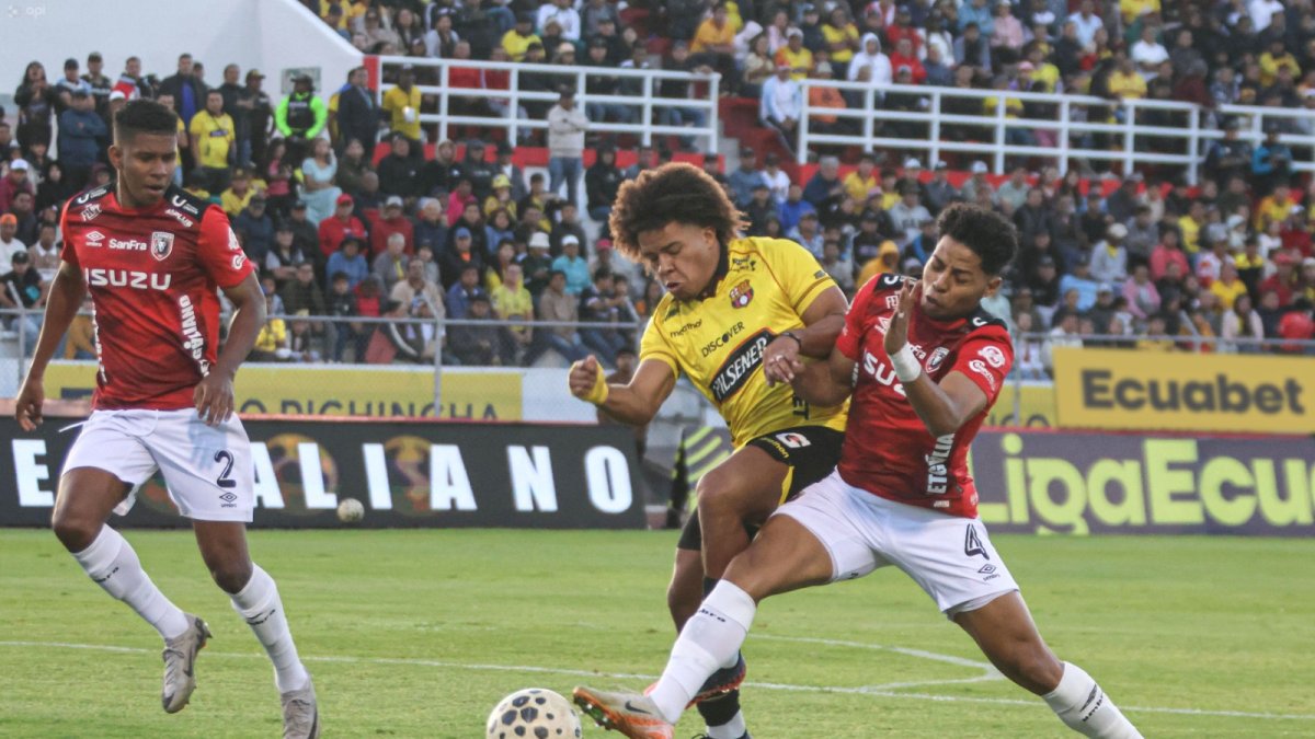 Barcelona SC viene de jugar ante Leones en Ibarra.