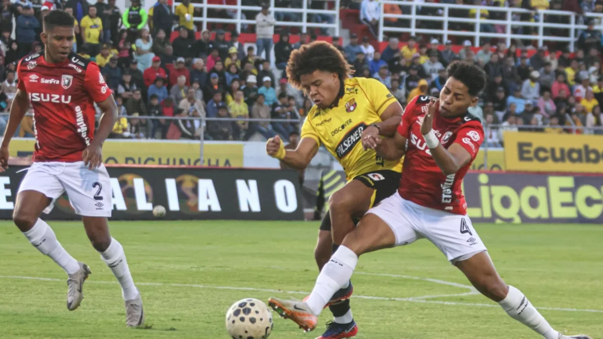 Encuentro entre Barcelona SC y Leones.