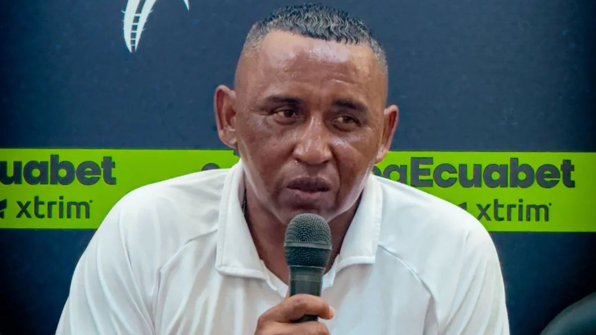 Juan Carlos León, entrenador de Delfín.