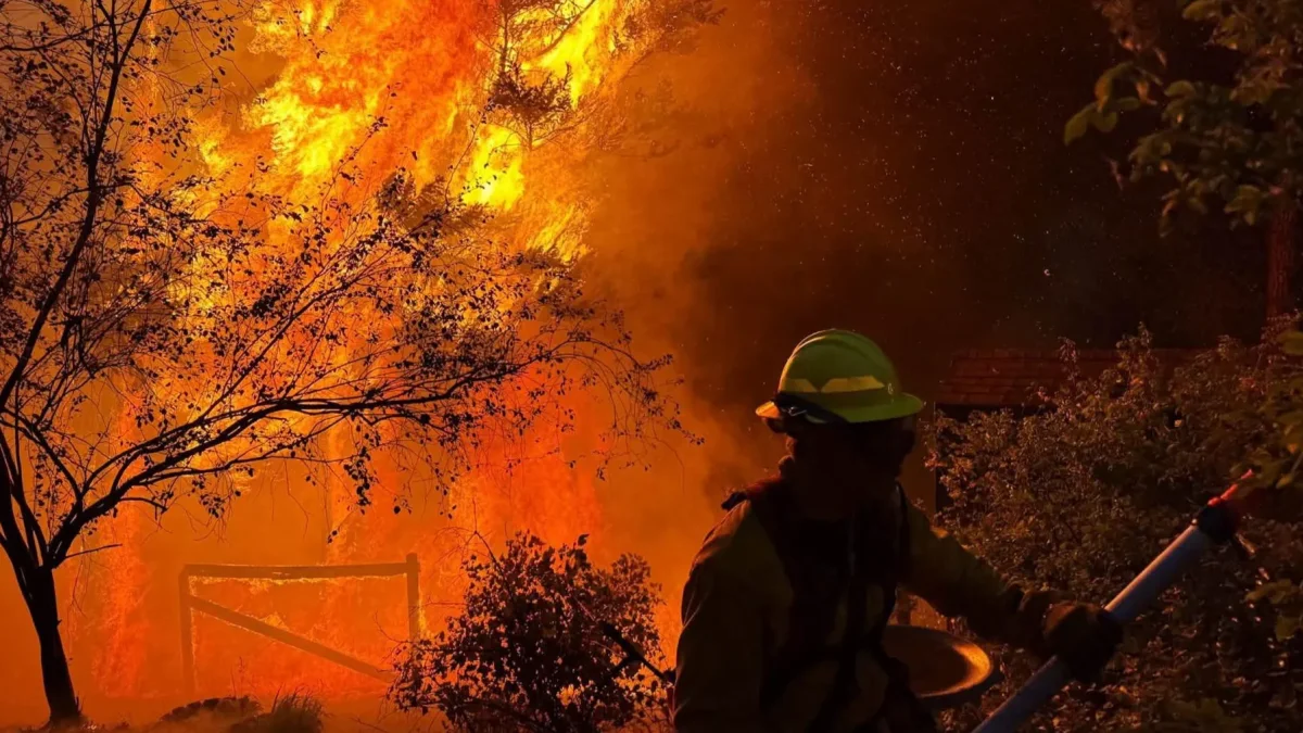 El incendio de Fairview al noreste de Spokane, Washington, EE. UU., el 2 de agosto de 2026.