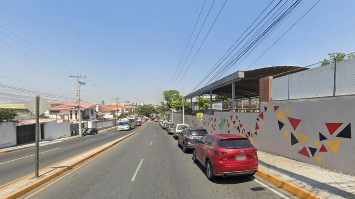 En este sector de Los Ceibos se registró el siniestro vial que generó preocupación entre los residentes.