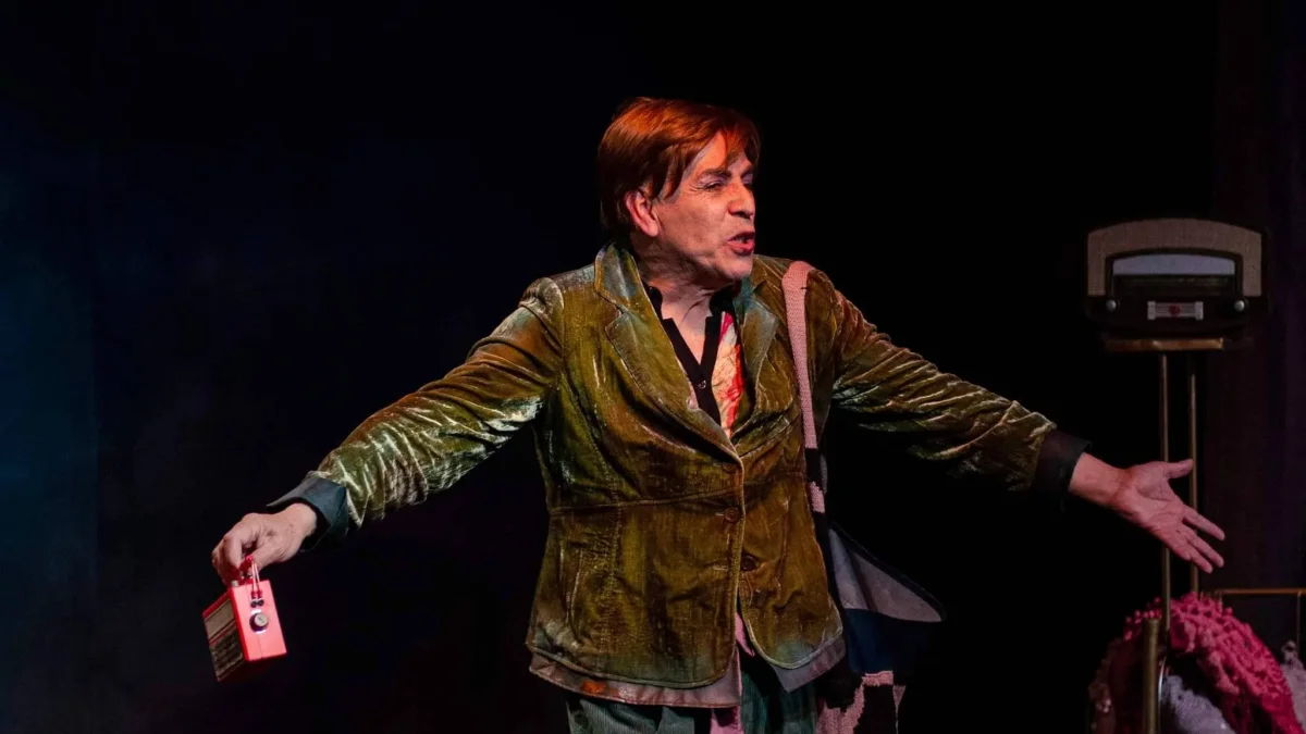 Bésame, Forastero se presentará el 7, 8 y 9 de agosto en el Teatro Patio de Comedias.