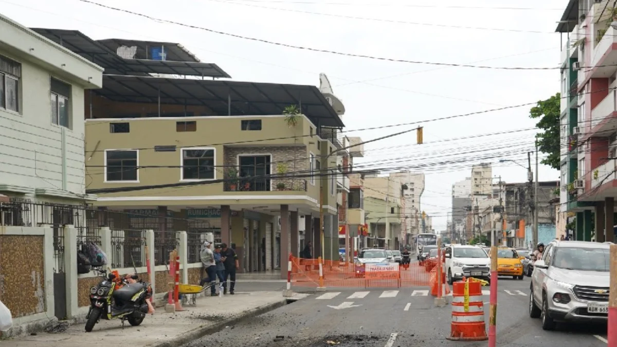 La calle Rumichaca fue cerrada para iniciar los trabajos de reconstrucción que se extenderán durante 12 semanas.